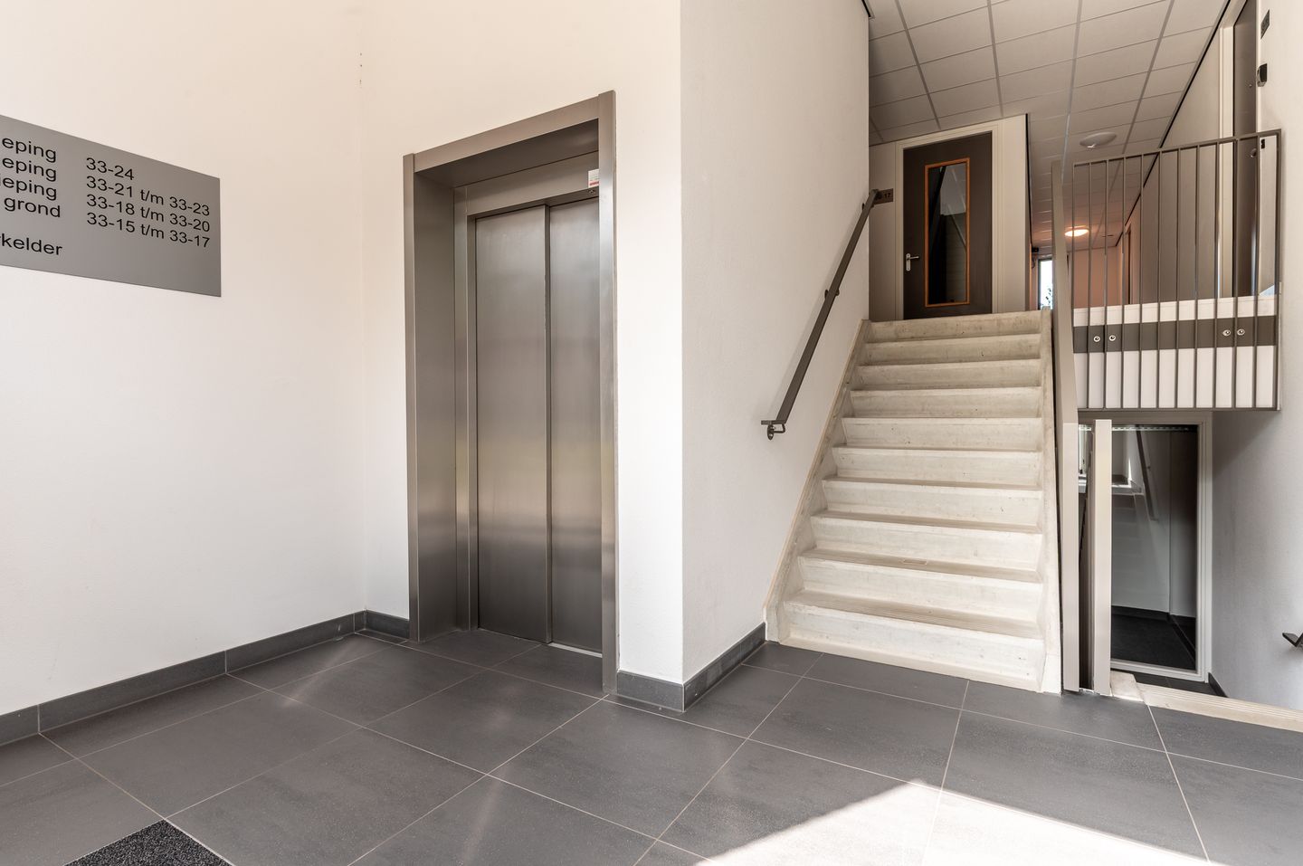 Foto 35 van Couperuslaan 33-21