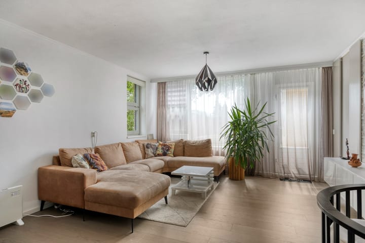 Photo 2 of Atlanta 13