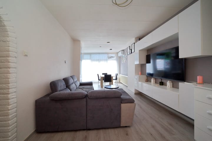 Foto 5 van Röntgenstraat 25