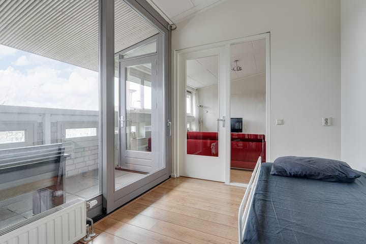 Foto 8 van Aalbersestraat 242-H