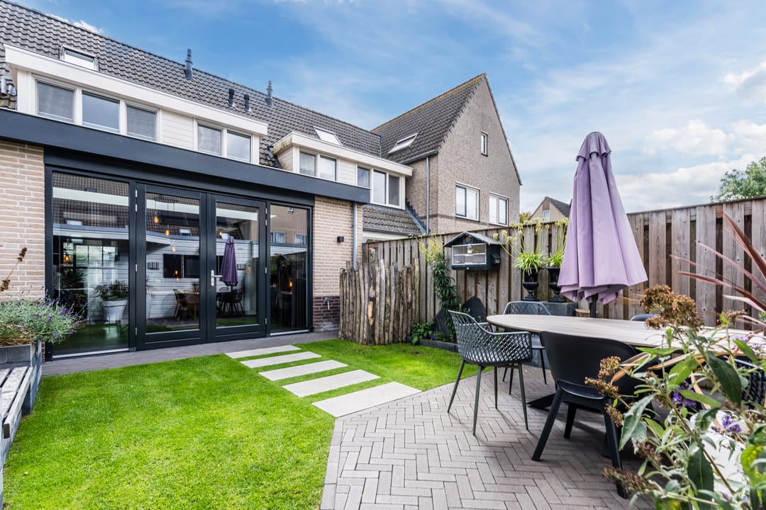 Photo 46 of Rooseveltstraat 12