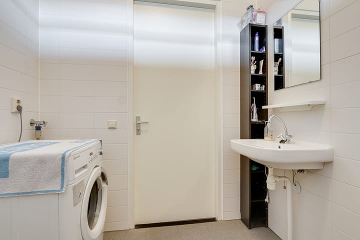 Foto 20 van Aalbersestraat 242-H