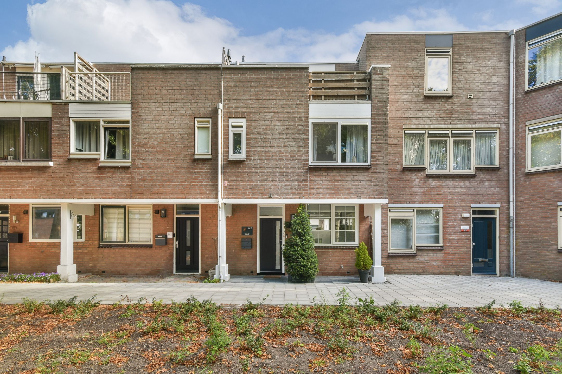 Schrijnwerker, 103, Spijkenisse, 3201TJ, Zuid-Holland, Nederland 103 