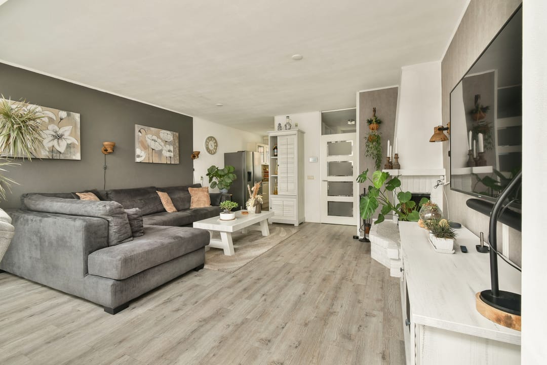 Foto 8 van Schrijnwerker 103