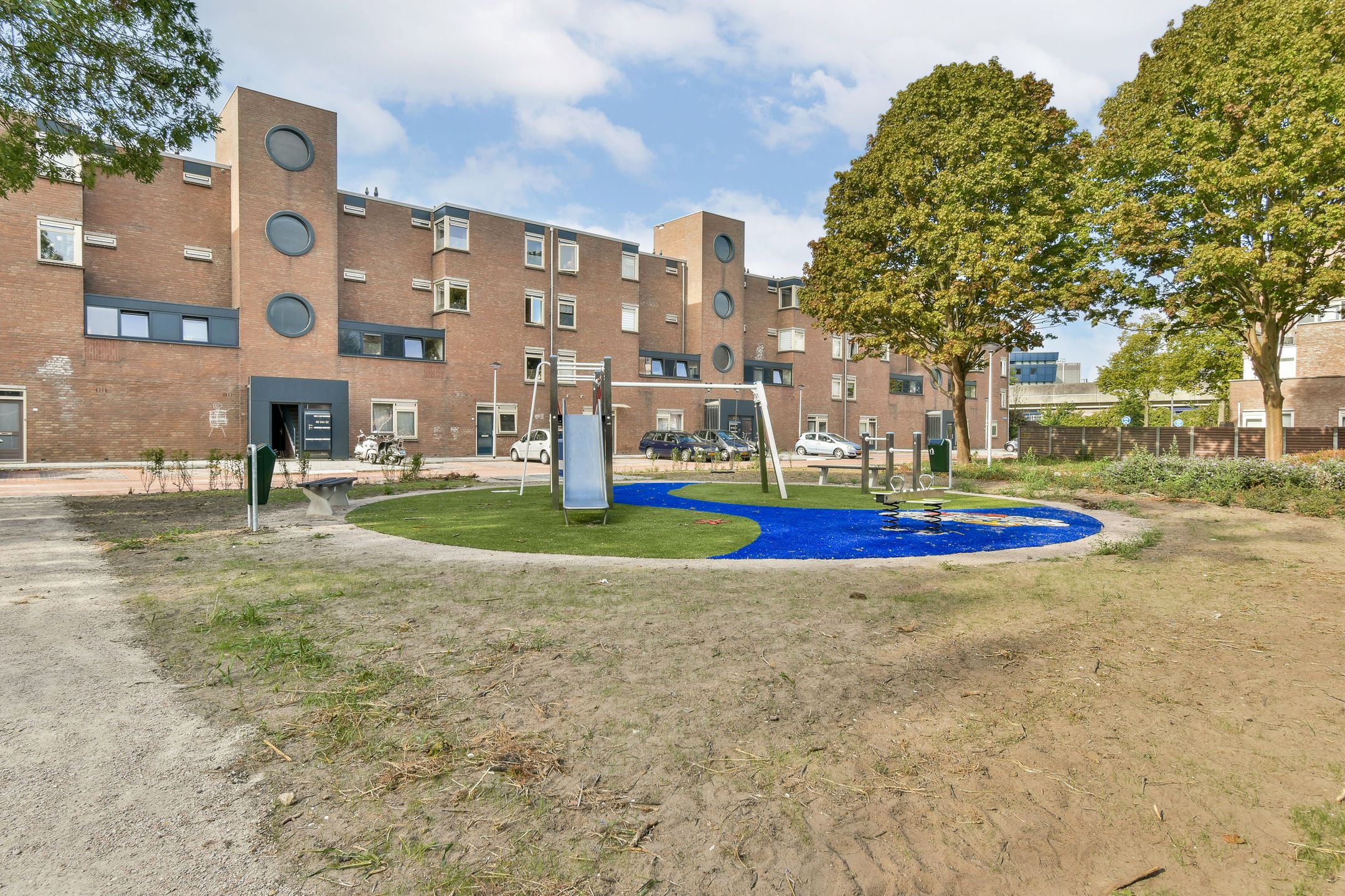 Foto 24 van Schrijnwerker 103