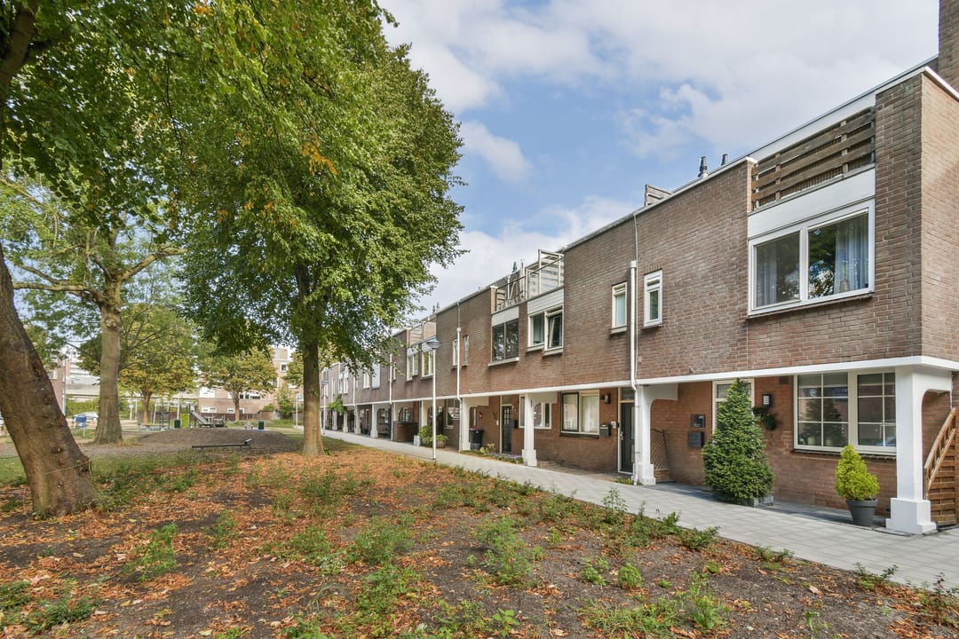 Foto 26 van Schrijnwerker 103