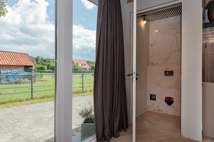 Foto 42 van Elburgerweg 4