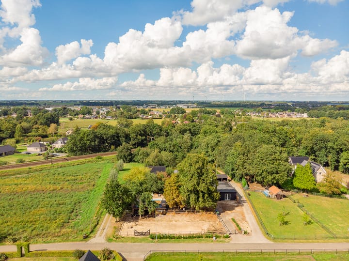 Foto 75 van Elburgerweg 4