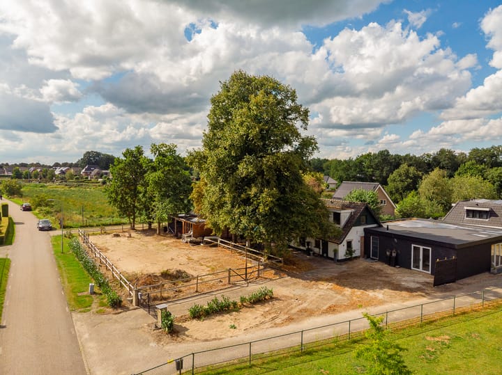 Foto 81 van Elburgerweg 4