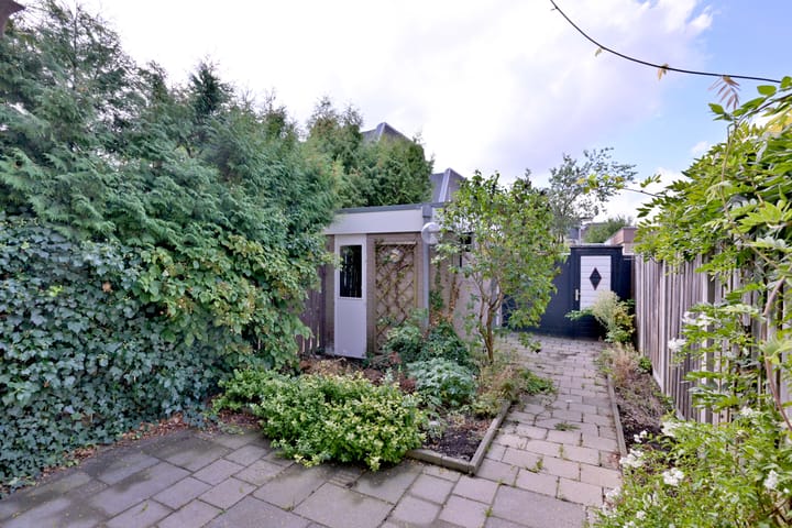 Foto 30 van Van Zalingenstraat 24