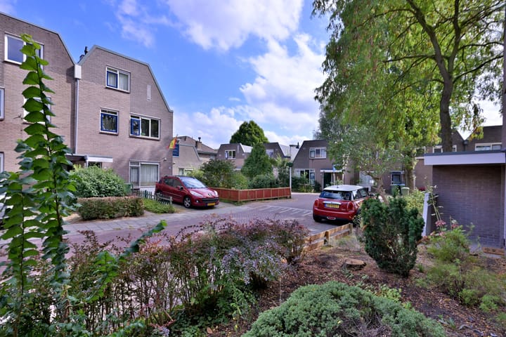 Foto 32 van Van Zalingenstraat 24