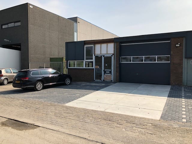 Bloemendalerweg 35-a, Weesp