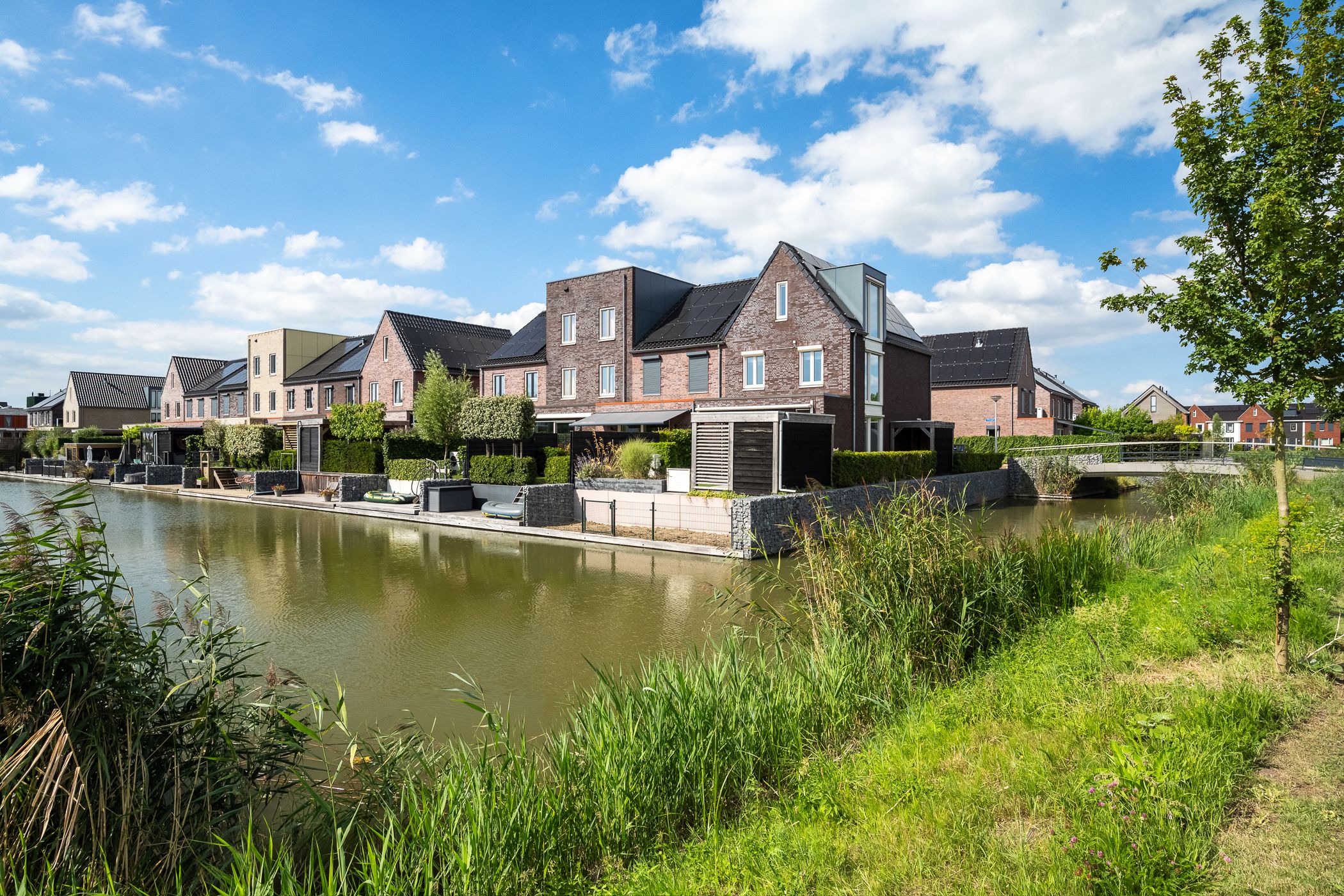 Vleugel, 82, Oud-Beijerland, 3261GH, Zuid-Holland, Nederland 82 