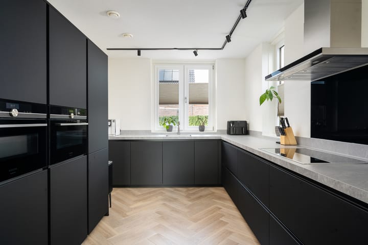 Foto 3 van Vleugel 82