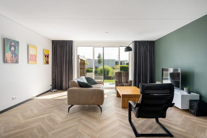 Foto 7 van Vleugel 82