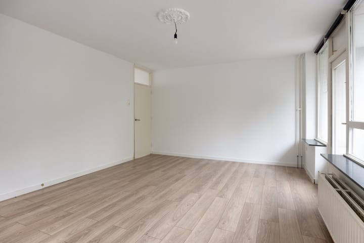 Foto 12 van Beneluxlaan 84