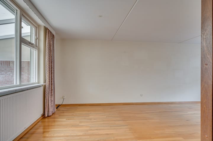 Foto 10 van Lisztstraat 4