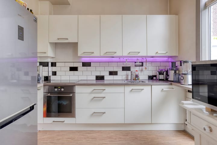 Photo 9 of Agnietenstraat 78