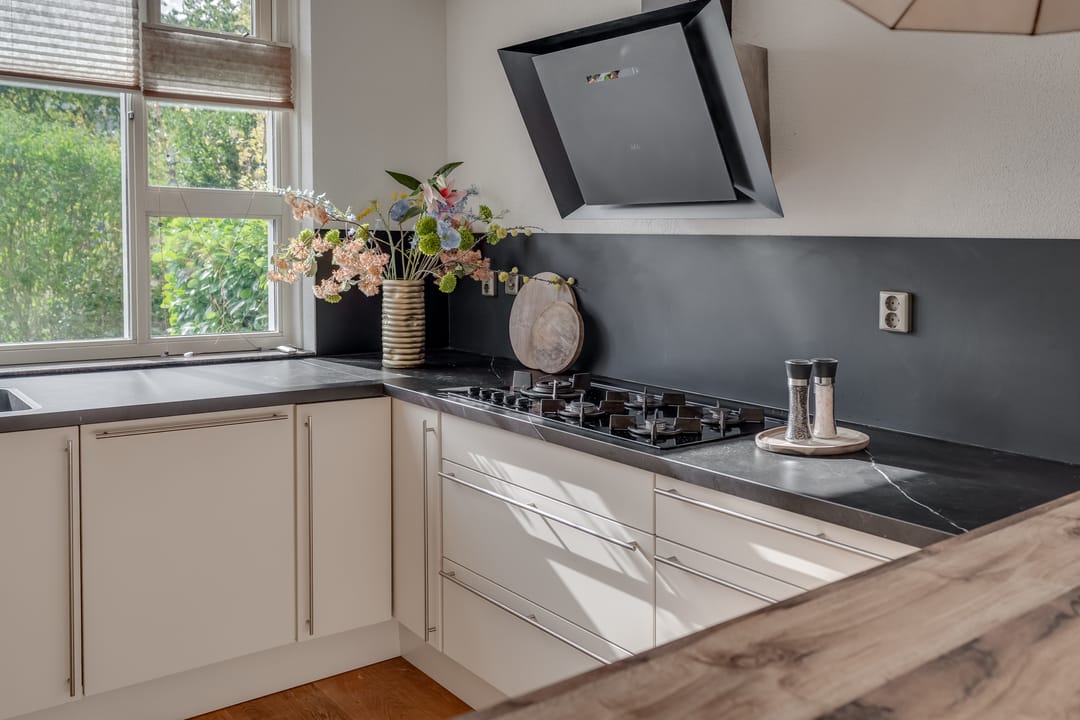 Foto 16 van Karperstraat 23