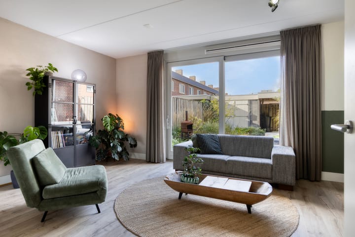 Foto 2 van Pieter Florisstraat 36