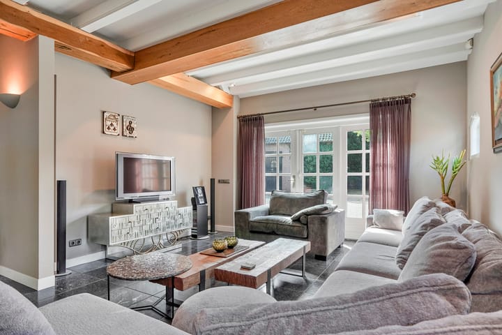 Foto 22 van Burgemeester van Erpstraat 60