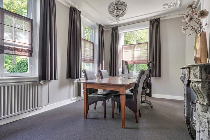 Foto 30 van Burgemeester van Erpstraat 60