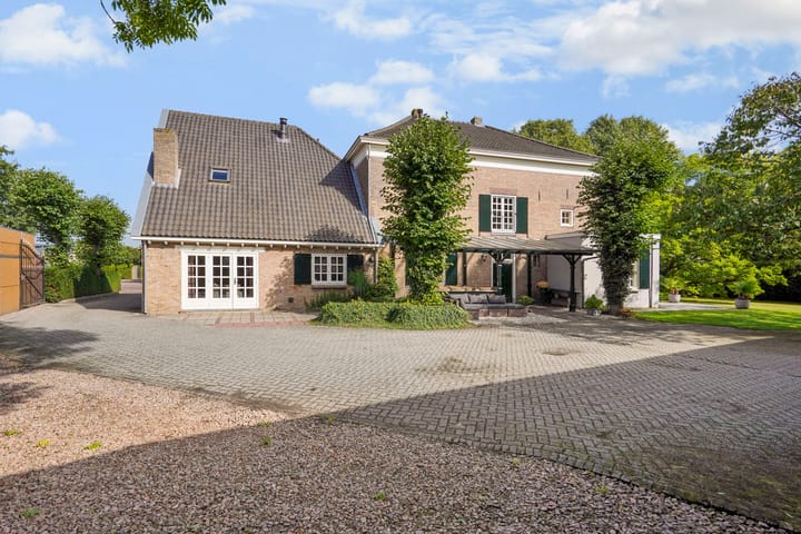 Foto 6 van Burgemeester van Erpstraat 60