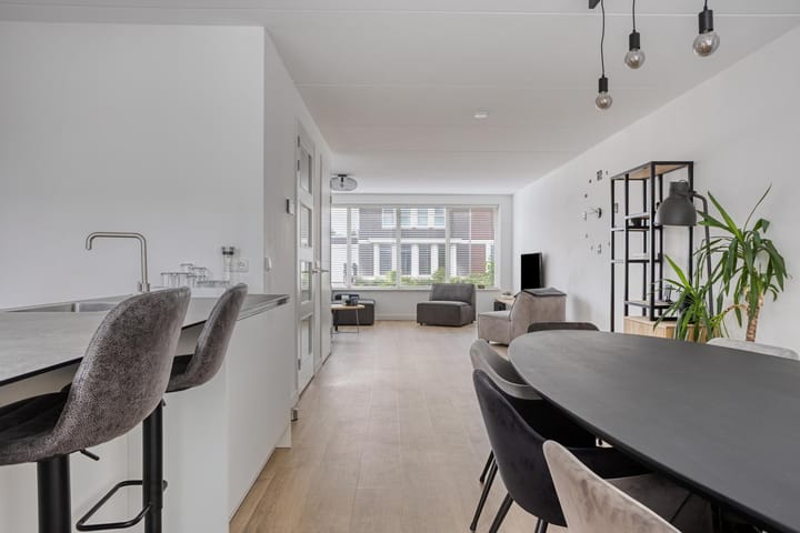 Photo 13 of Rolpaal 18