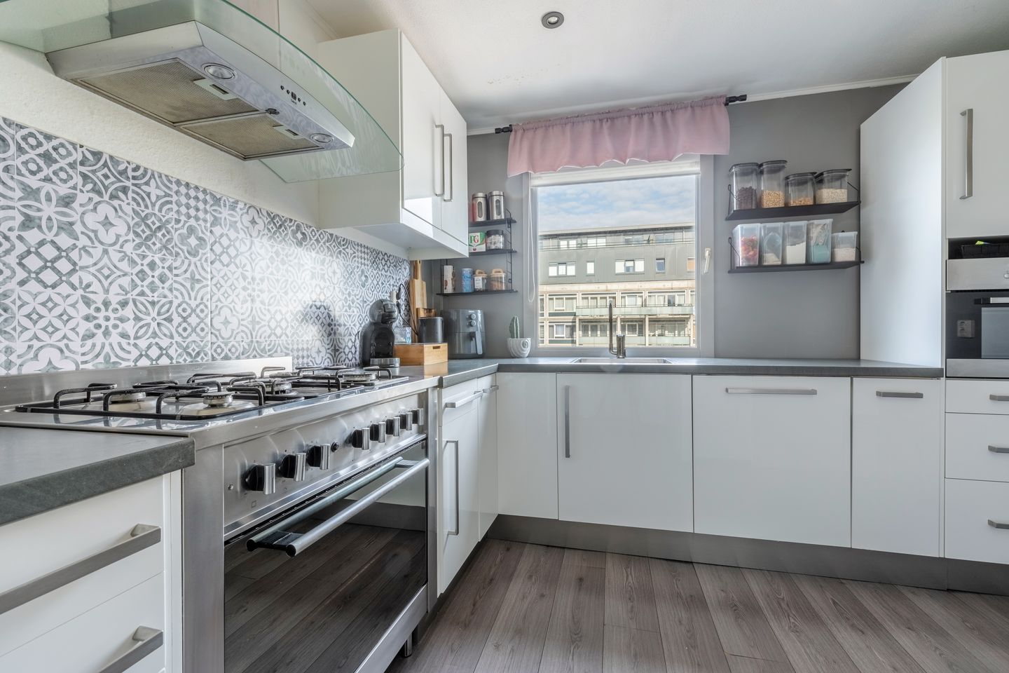 Foto 20 van Lederambachtstraat 196