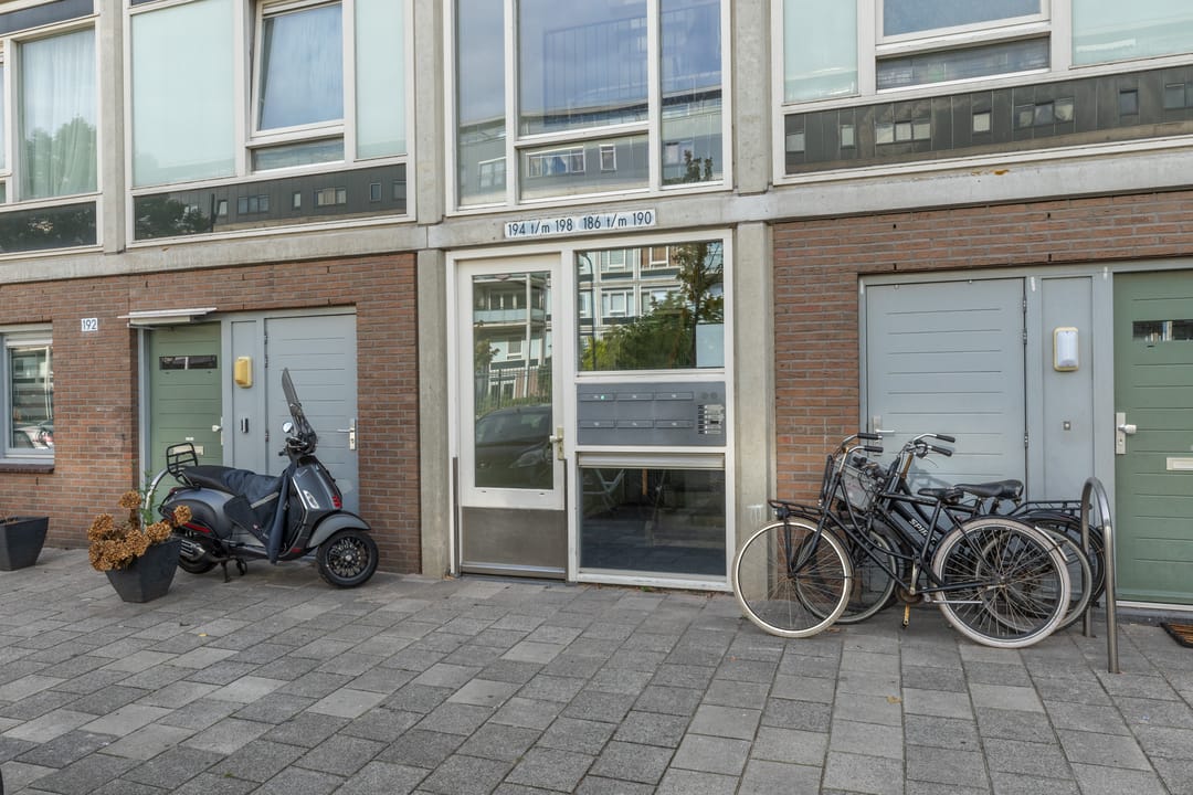 Foto 37 van Lederambachtstraat 196