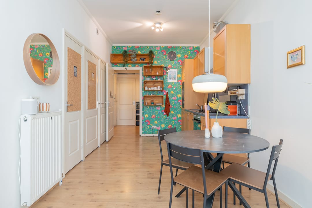 Photo 8 of Van Hogendorpstraat 82-H