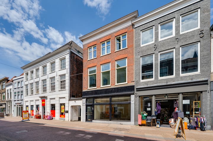 Foto 15 van Westwagenstraat 10