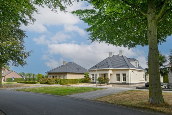 Photo 3 of Beukenlaan 18