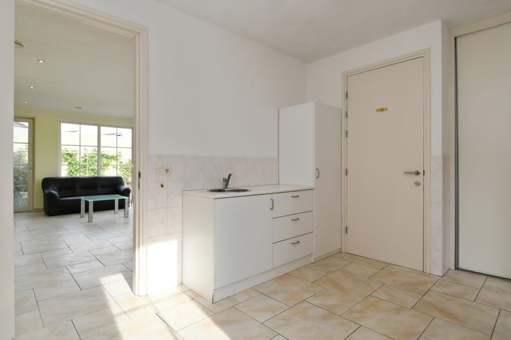 Photo 12 of Beukenlaan 18