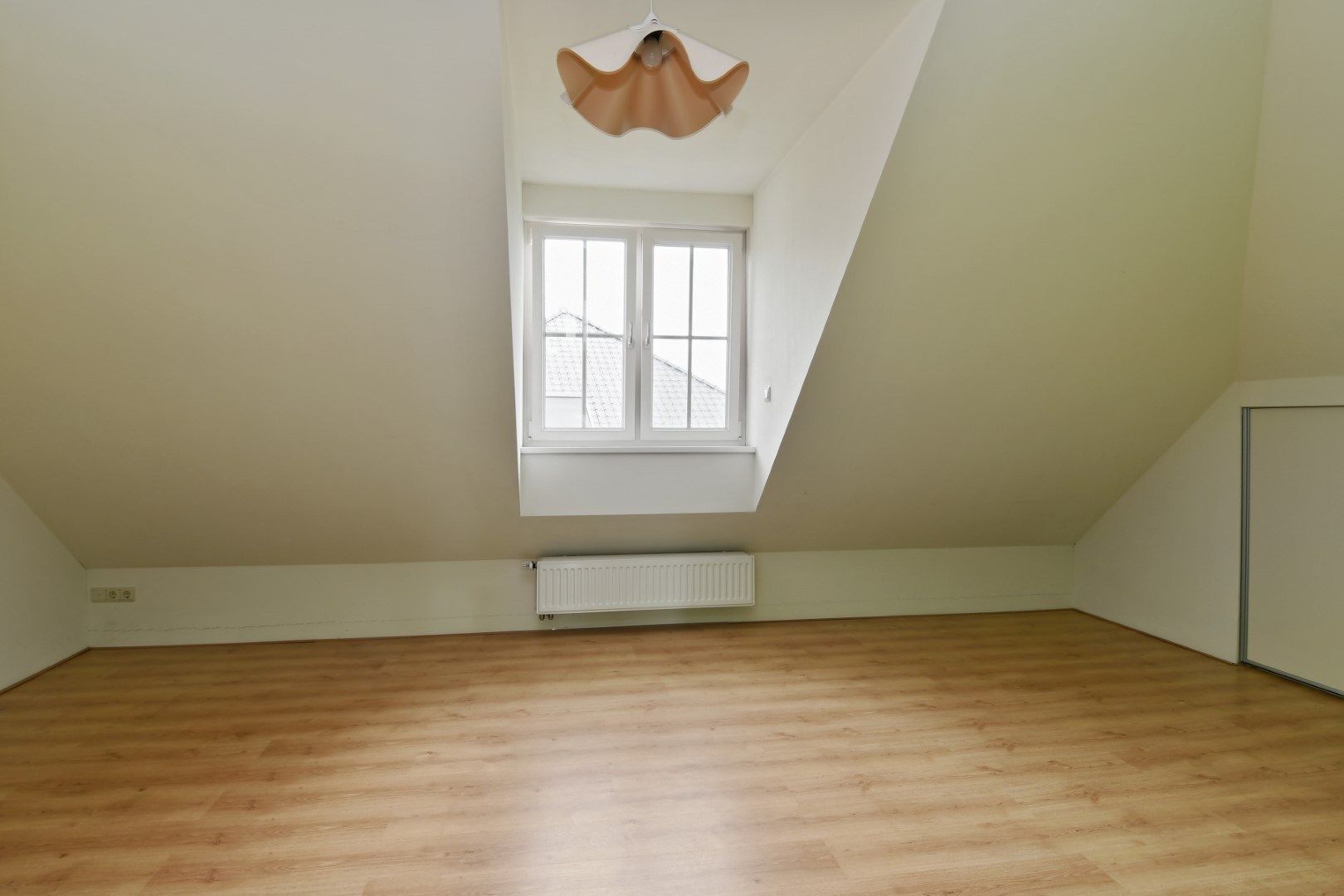 Foto 24 van Beukenlaan 18