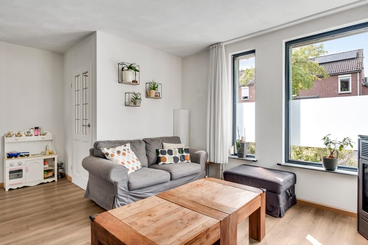 Foto 9 van Mimosastraat 40