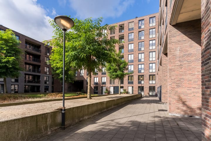 Photo 24 of Buxusplaats 143