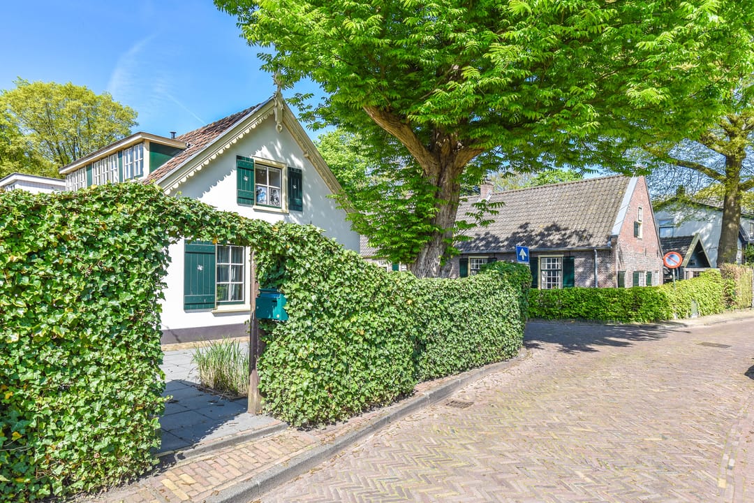 Photo 7 of Nieuwlarenweg 1