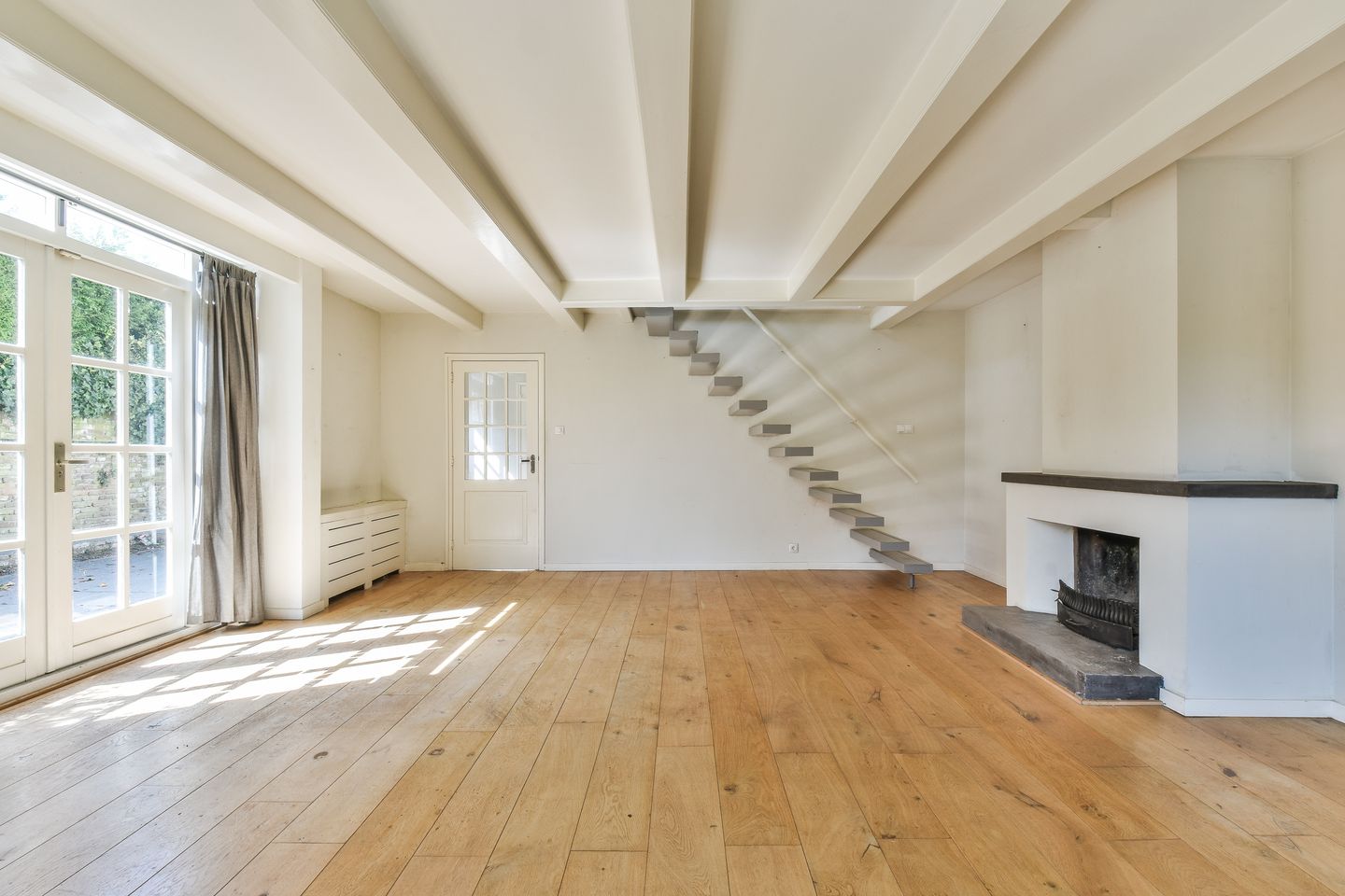 Photo 14 of Nieuwlarenweg 1