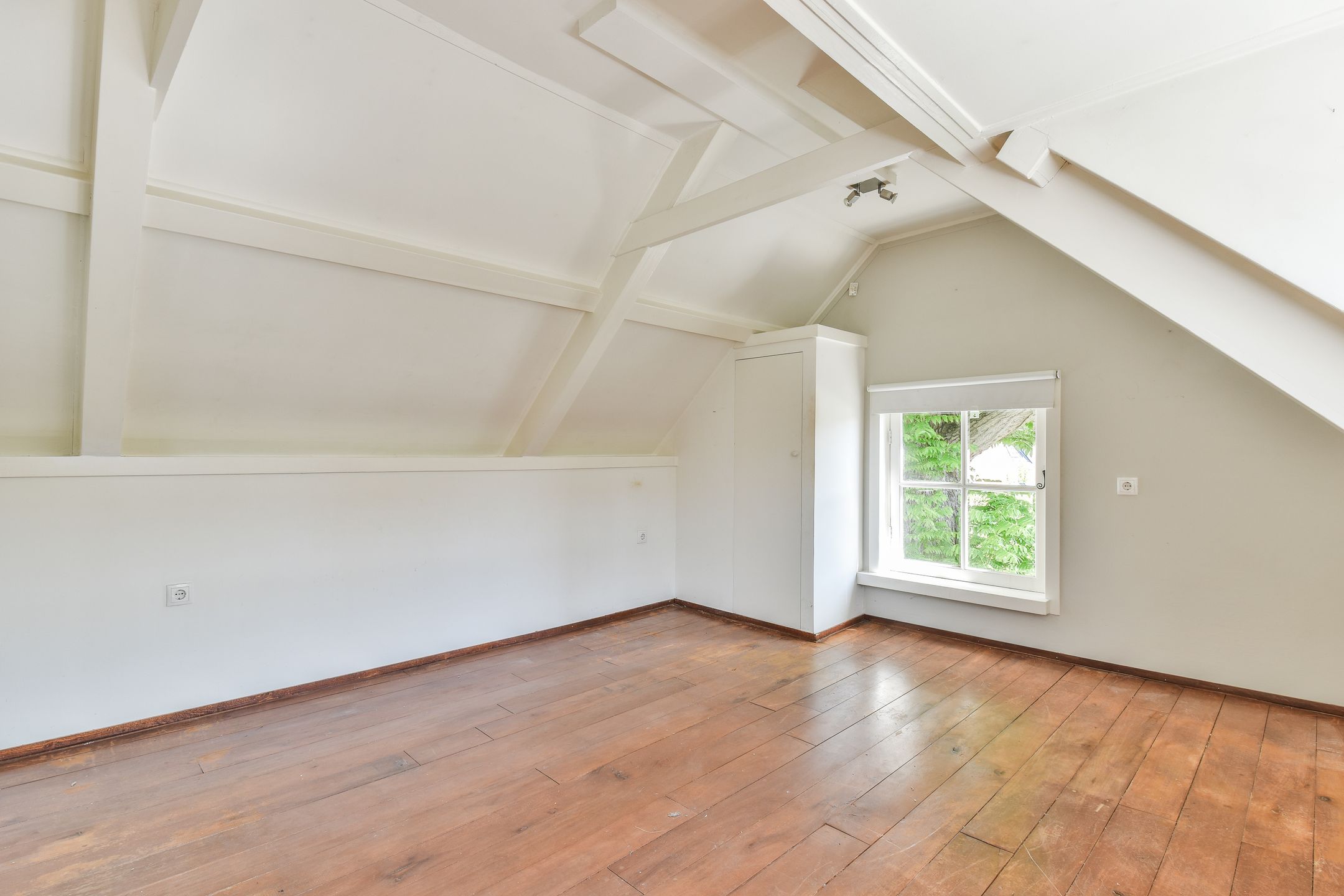 Photo 24 of Nieuwlarenweg 1