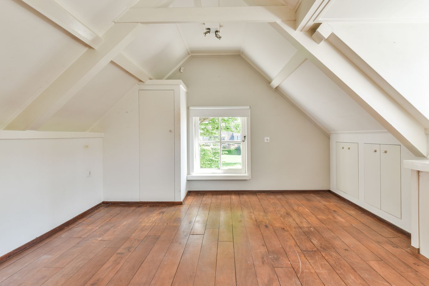 Photo 25 of Nieuwlarenweg 1