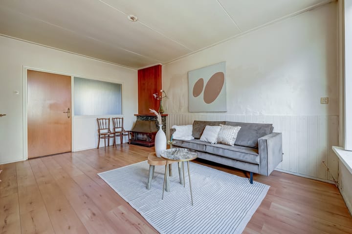 Foto 8 van Parallelweg LS 20