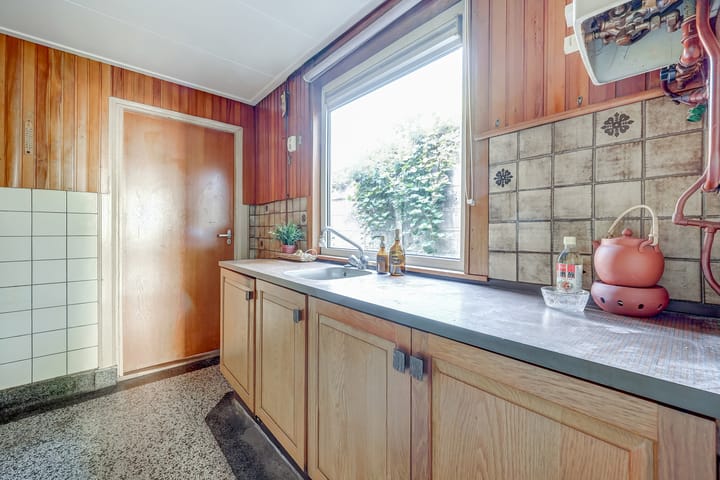 Foto 15 van Parallelweg LS 20