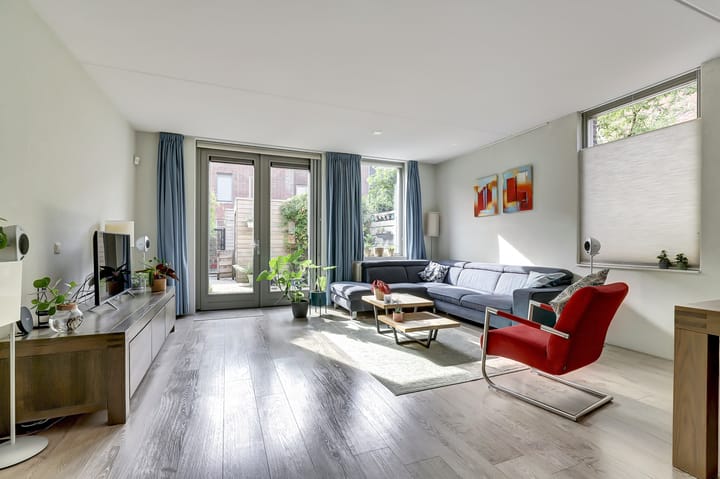 Photo 2 of Lepelaerstraat 15