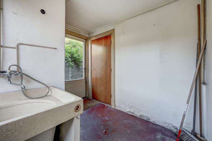 Foto 21 van Parallelweg LS 20