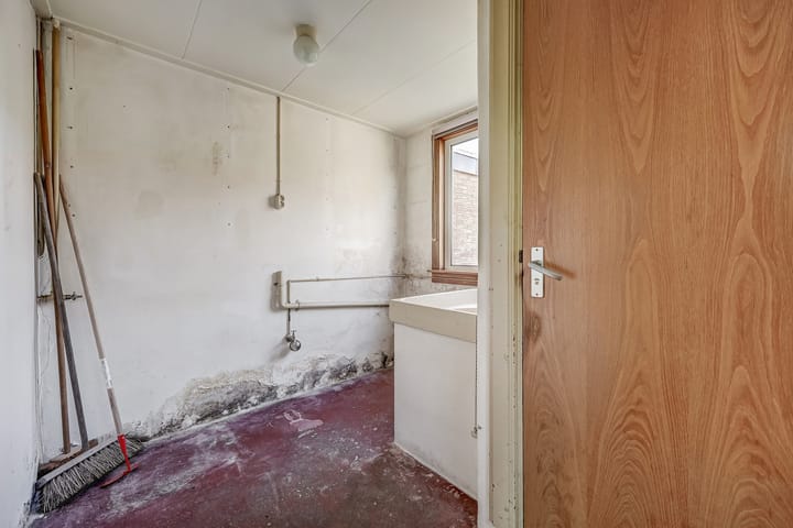 Foto 22 van Parallelweg LS 20