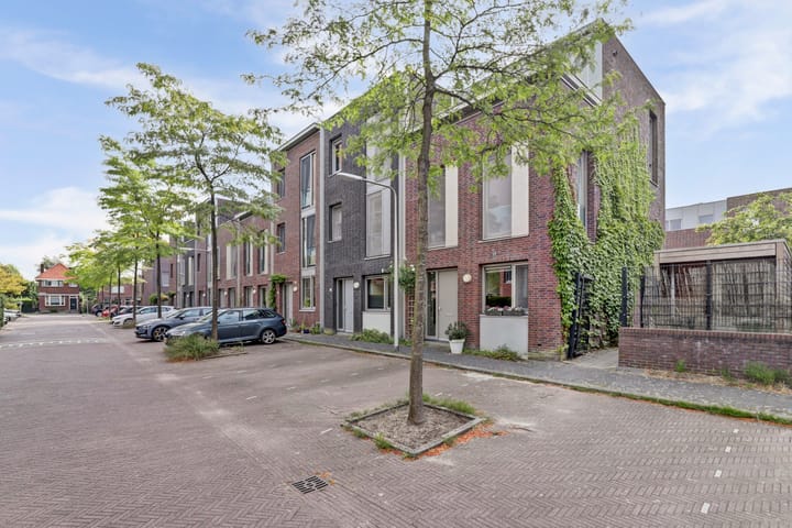 Foto 38 van Lepelaerstraat 15