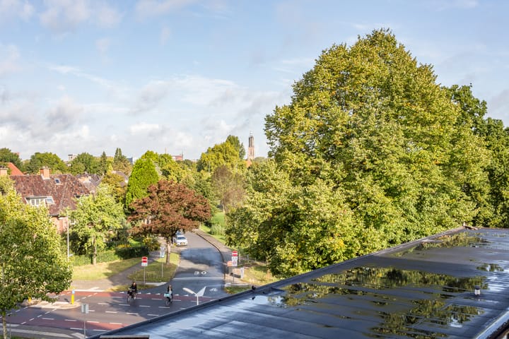 Photo 11 of Lambert Heijnricsstraat 10-D