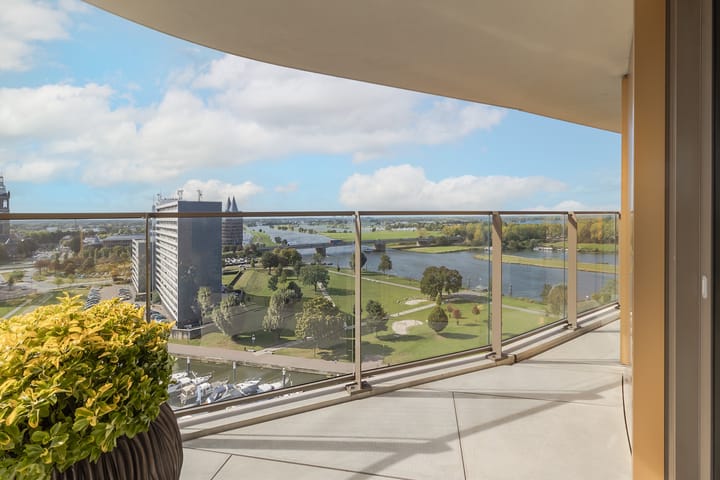 Foto 46 van Maashaven 758