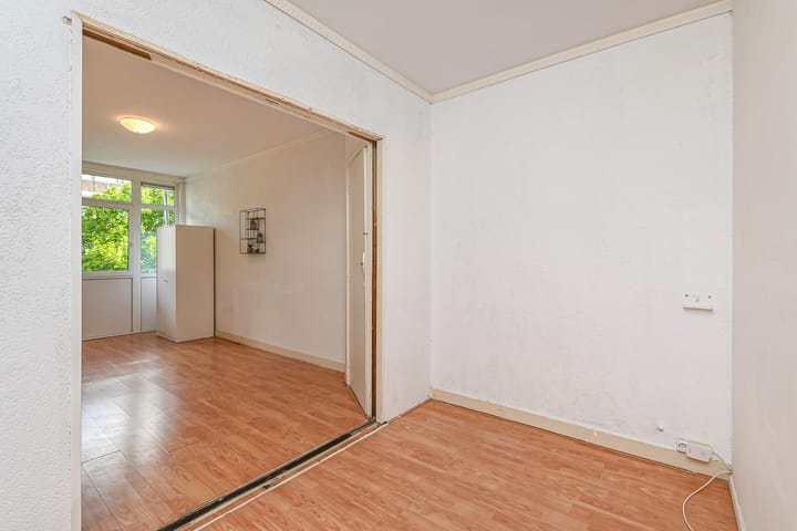 Photo 4 of Jan van Rodestraat 34